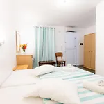 Hotel Paradise 2*