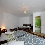 Paradise Hotel 2*