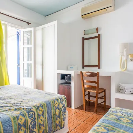 Hotell Paradise 2*