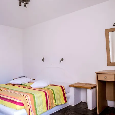 Hotell Paradise 2*