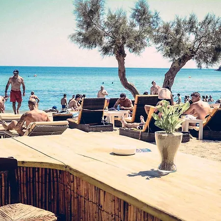 Paradise Hotell 2*