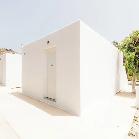 Paradise (adults Only) Otel