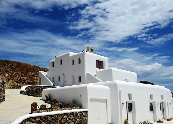 Paradise Ξενοδοχείο 2*